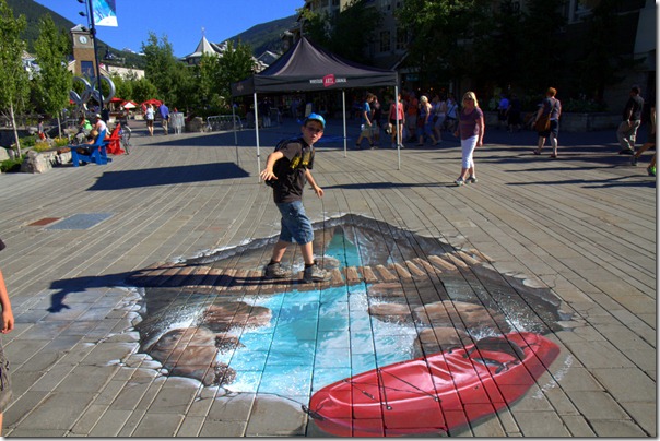 La ville a un coté Mont-Tremblant x 2, mais reste agérable...