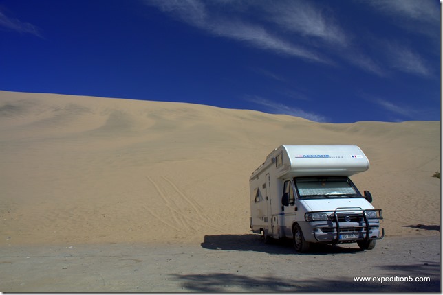 Pas mal le bivouac, aux pieds des dunes, oasis de Huacachina, Pérou