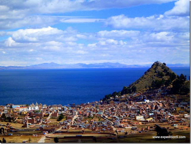 La ville de Copacapana en Bolivie, ne pas confondre avec la plage du même nom à Rio de Janeiro !